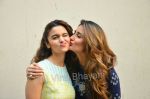 Alia Bhatt, Kareena Kapoor at udta Punjab photoshoot on 19th June 2016